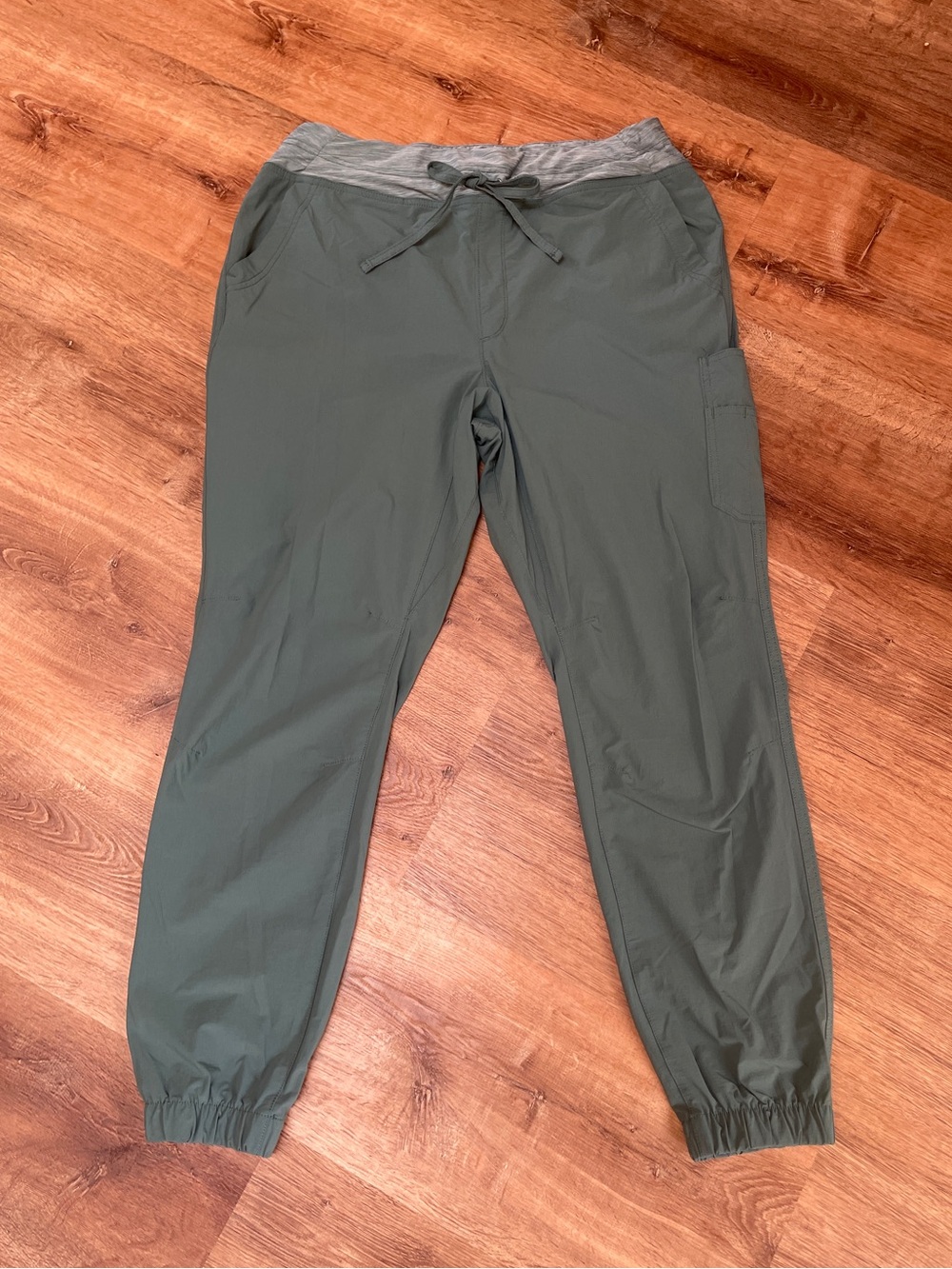 Duluth Trading Co. Womens Armachillo Jogger Pants Size 12 Drawstring Cargo Green